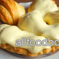 Delicious Boston Cream Pie Croissants: Elegant & Easy Treat