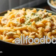 Easy Creamy Canned Chicken Recipes: My Go-To Alfredo Bake