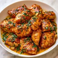 Creamy Garlic Chicken: Velvety Sauce
