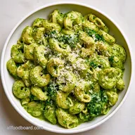 Creamy Pesto Kale Pasta in 25 Minutes