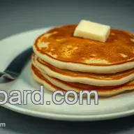Easy Fluffy basic pancake recipe: American Style!