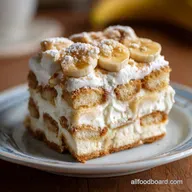 Layered Banana Pudding with Stabilized Cream for 15 Servings