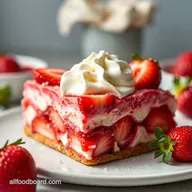Strawberry Pretzel Dessert: Sweet & Salty Dream Come True!