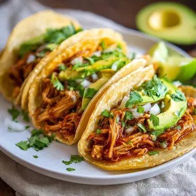 Easy Slow Cooker Chicken Tacos for 6 Servings