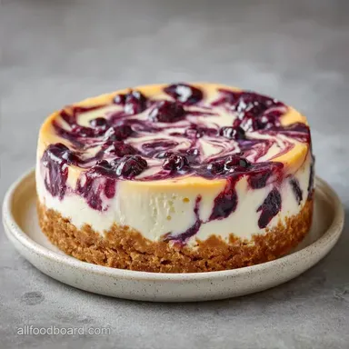 Huckleberry Cheesecake Bars: Velvety