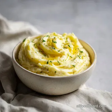 Instant Pot Mashed Potatoes with Boursin Cheese in 37 Minutes