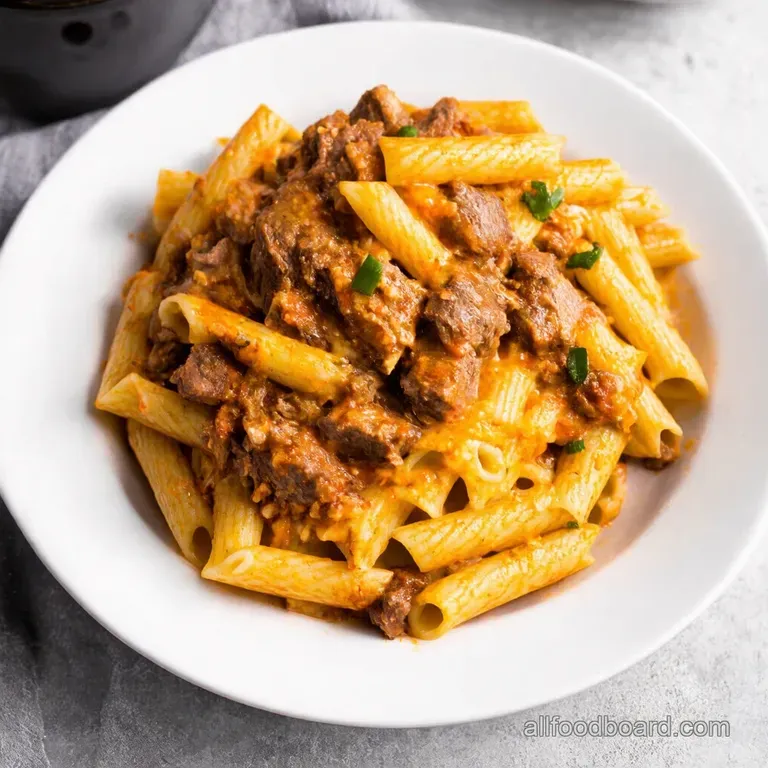 Cajun Steak Pasta Skillet Cheesy Spicy Ready in 40